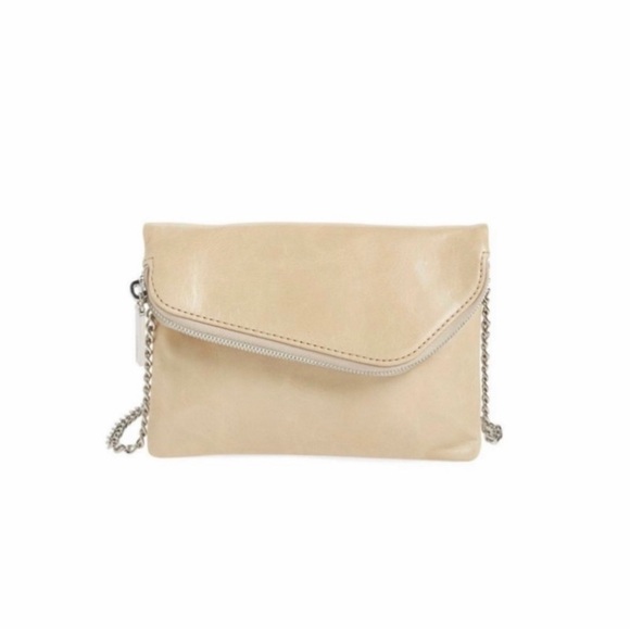 HOBO Handbags - HOBO Darcy Convertable Crossbody